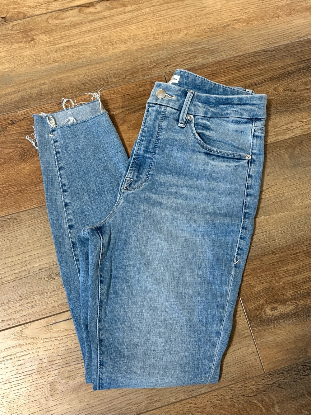 Good American Medium Light Blue Denim Jeans